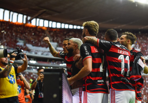 Assista Flamengo grátis com os apps do Mengão