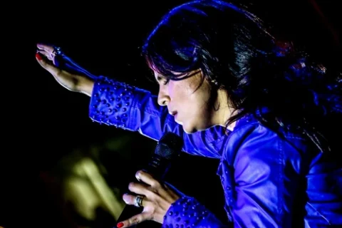 Aplicativos para ouvir todas as músicas da Aline Barros